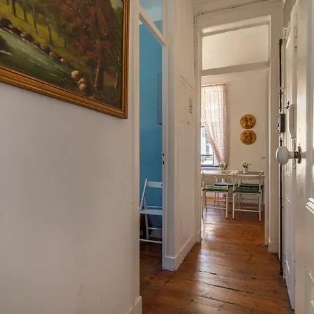 Lovelystay - Bright Chiado Flat