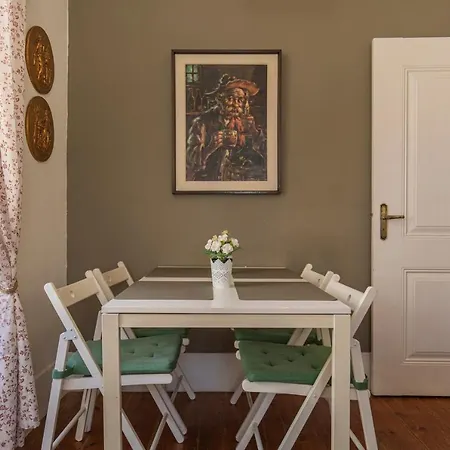 Lovelystay - Bright Chiado Flat *